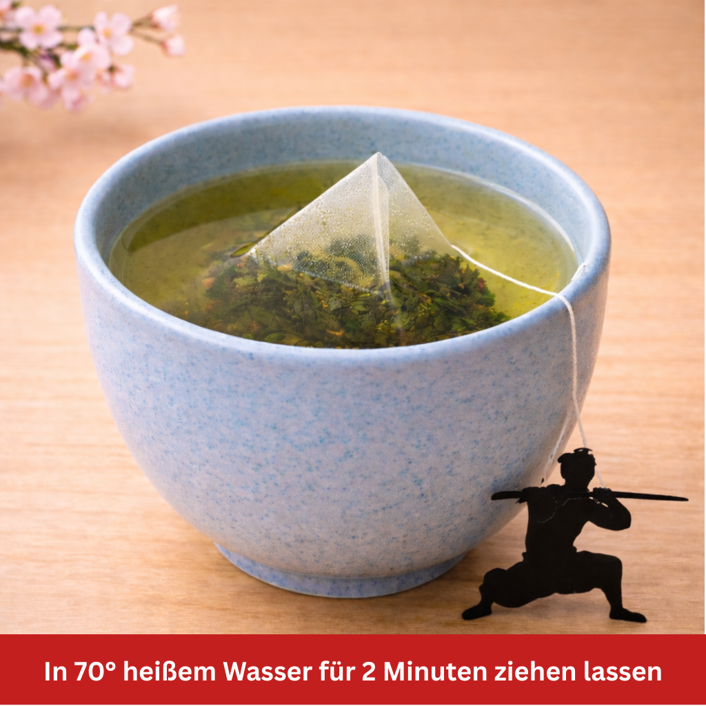 Sencha-Tee mit Figur Zubereitung Stillife