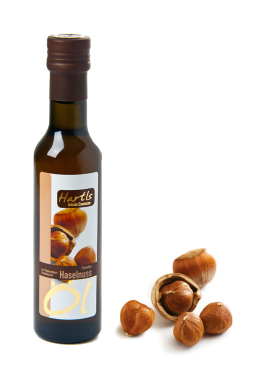 Hazelnut oil made from Piedmont hazelnuts