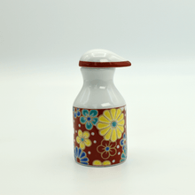 Load image into Gallery viewer, JPGK006 Sojasaucen Giesser Ume Kiku 02
