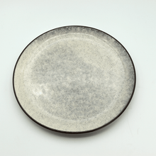 Lade das Bild in den Galerie-Viewer, Teller Wanguri weiss
